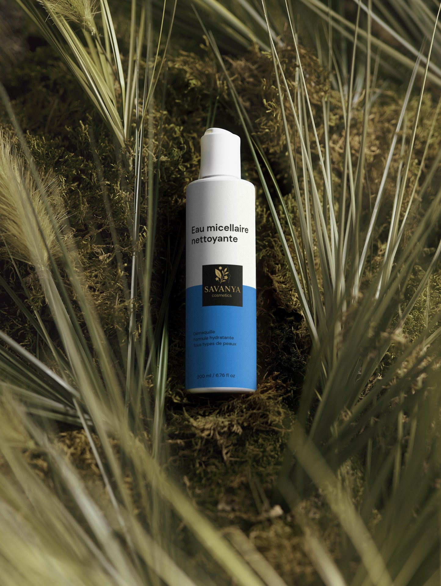 Eau micellaire nettoyante