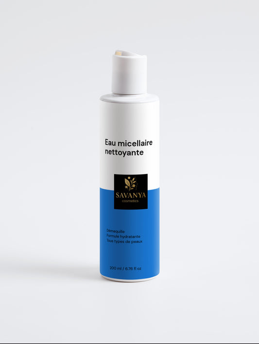 Eau micellaire nettoyante